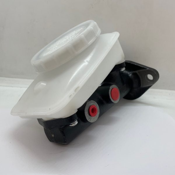 Brake Master Cylinder Triumph TR5/6 - Image 2