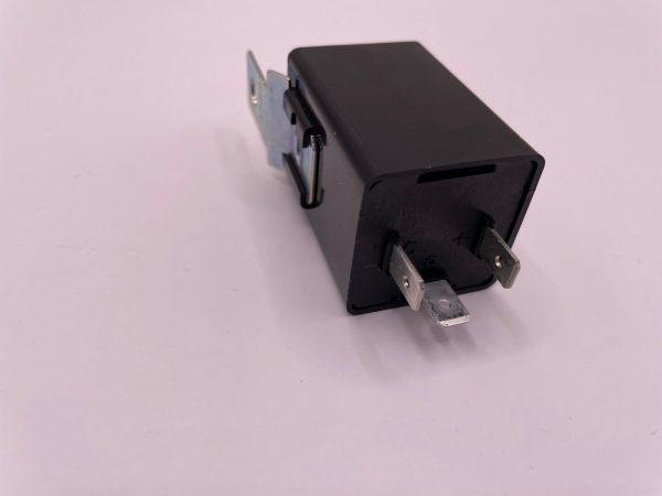 Electronic Flasher Unit Triumph TR2 - 4A. - Image 2