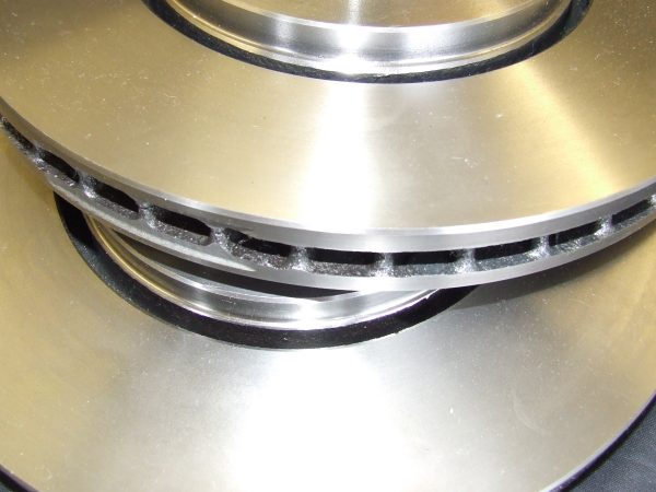 4 Pot Vented Disc Kit TR4-6 - Image 7
